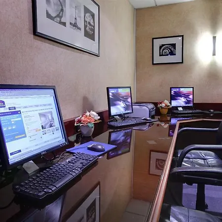 Paris Cdg Airport Отель Руасси-эн-Франс