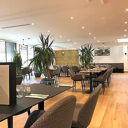Paris Cdg Airport 4*