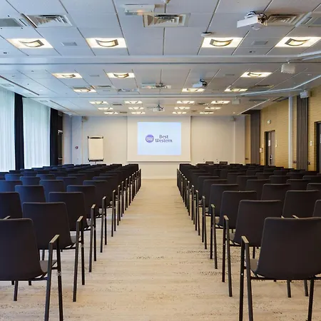 Paris Cdg Airport 4*