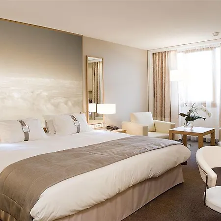 Hotel Paris Cdg Airport 4*