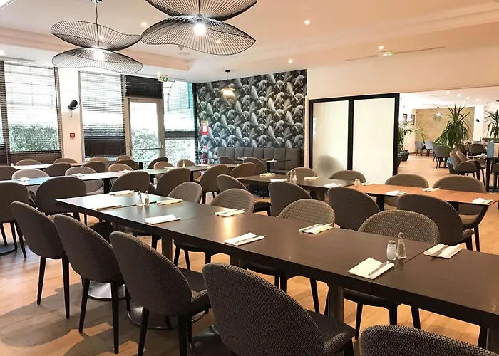 Paris Cdg Airport 4*