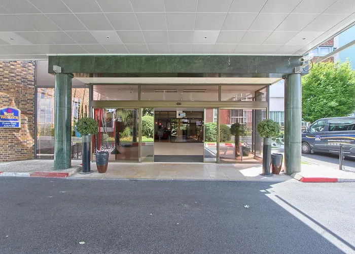 Hotel Paris Cdg Airport 4*